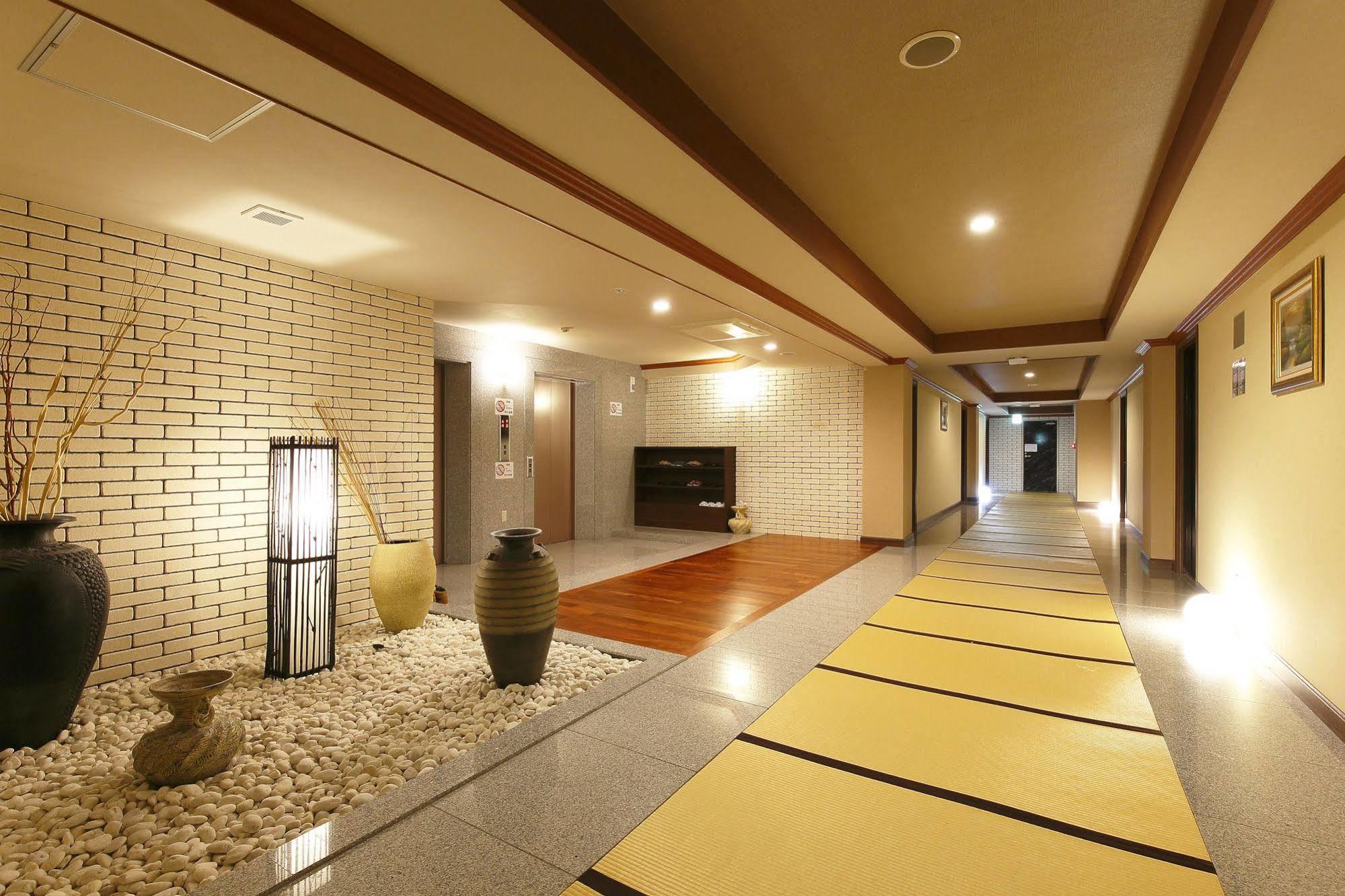 Spring Sunny Hotel Nagoya Tokoname Ekimae Exterior photo